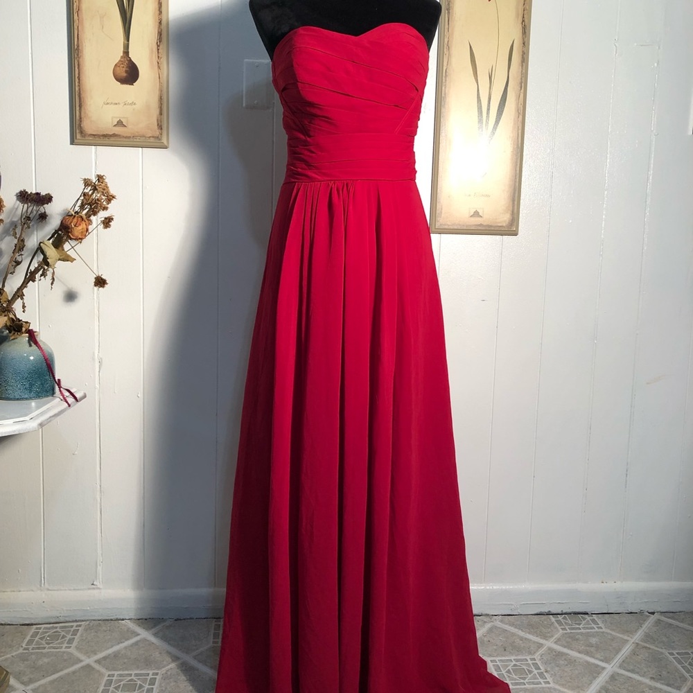 Red ball gown prom dress size 4 Kanalik formal